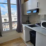 Studio Mezzanine Proche Zenith - Paris 19 - 2P